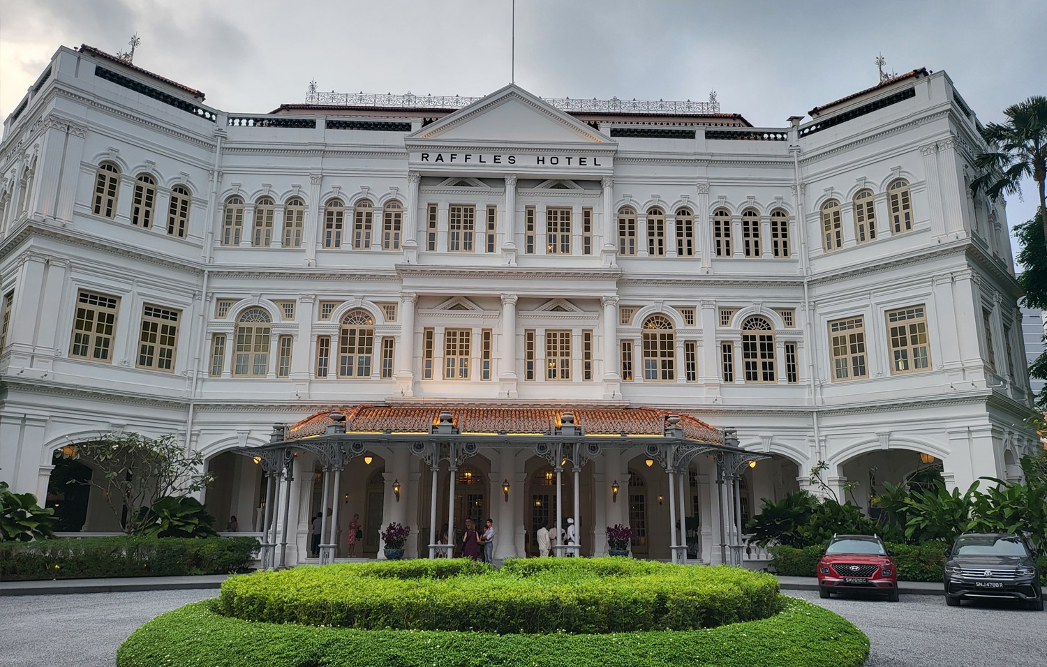 Raffles — image 1